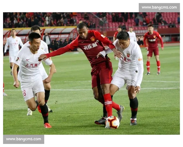 上海上港迎战河北华夏关键对决看中超格局走向焦点之夜强强碰撞谁主沉浮